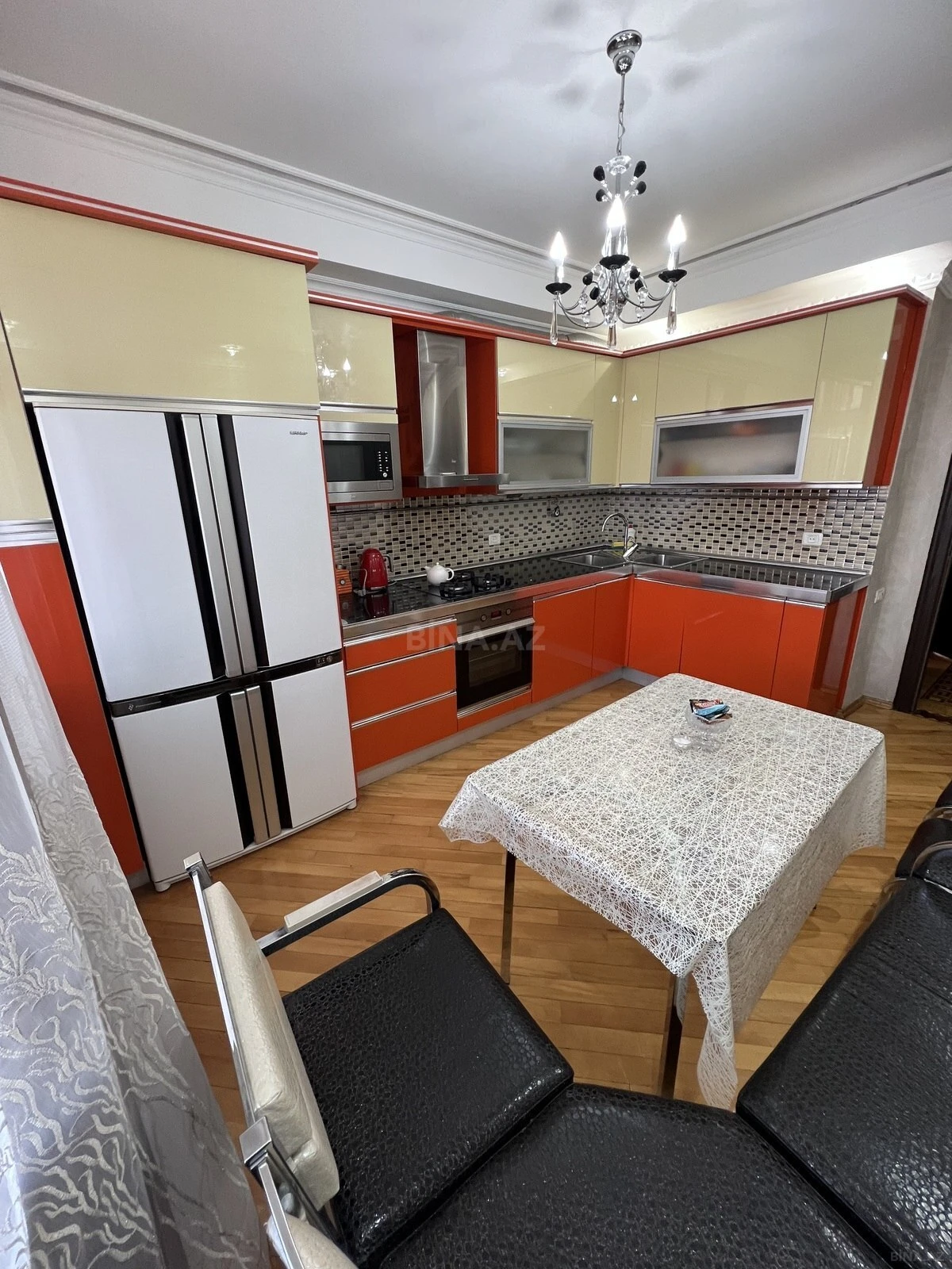 Satılır 3 otaqlı mənzil 108 m²