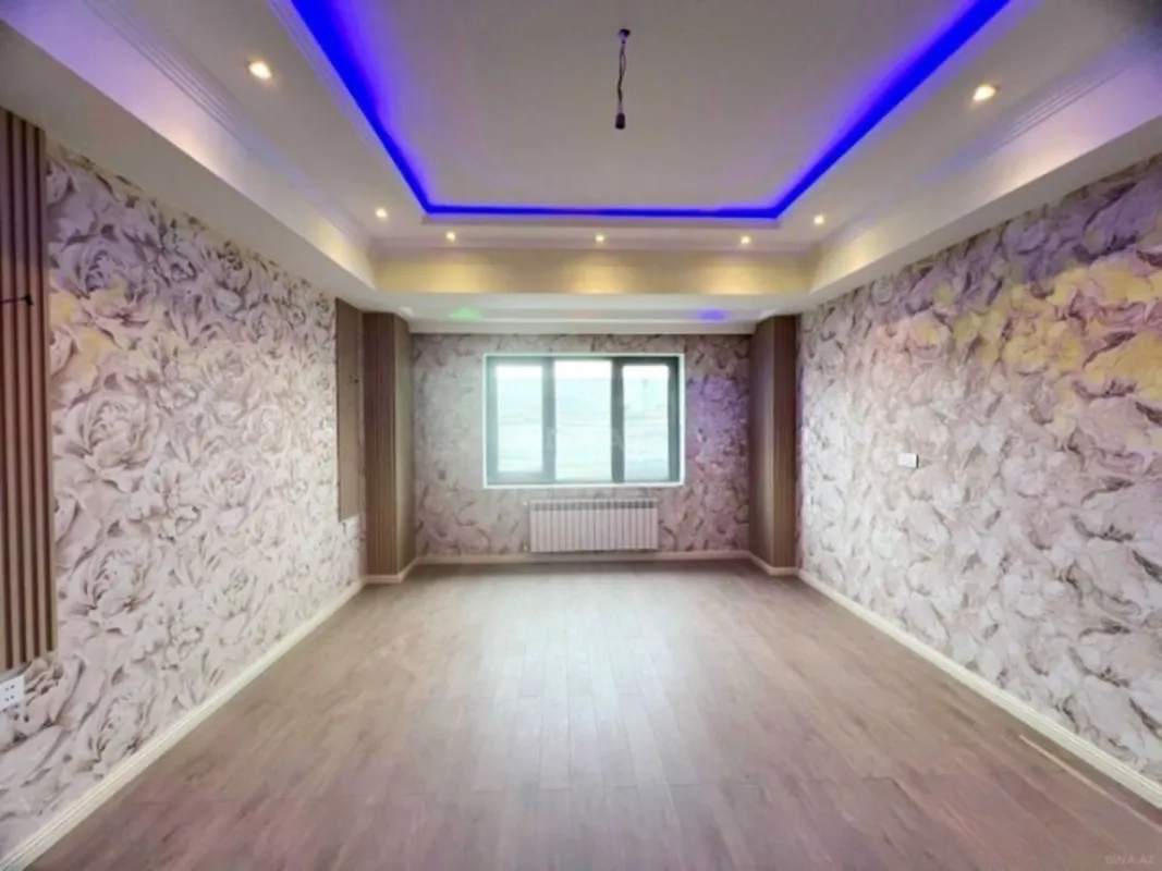 Satılır 4 otaqlı mənzil 120 m²