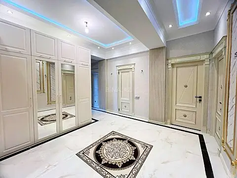 Satılır 4 otaqlı mənzil 120 m² — Bakı, Memar Əcəmi yanı 4 otaq 120.00 m²
