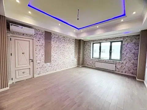 Satılır 4 otaqlı mənzil 120 m²