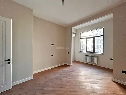 Satılır 3 otaqlı mənzil 148 m²