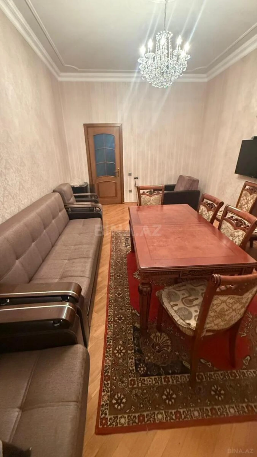 Kirayə verilir 2 otaqlı mənzil 60 m²