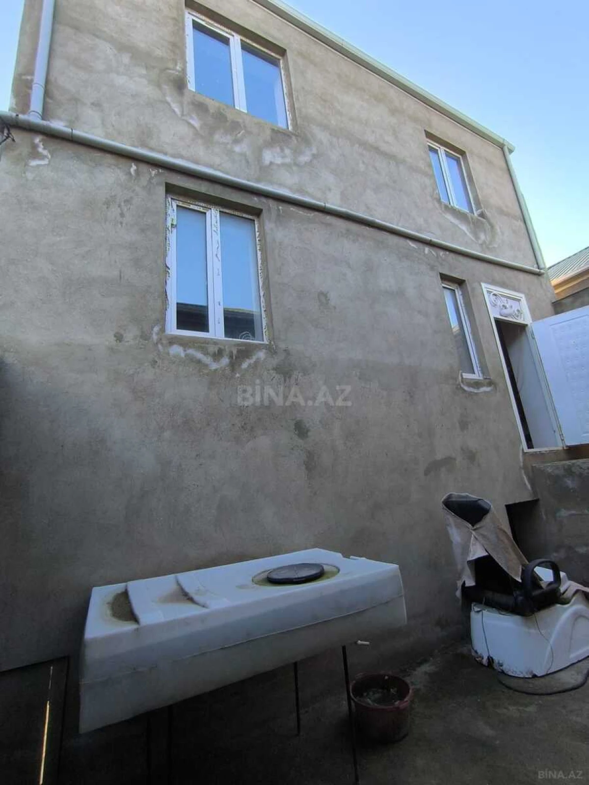 Satılır 5 otaqlı həyət evi 150 m²