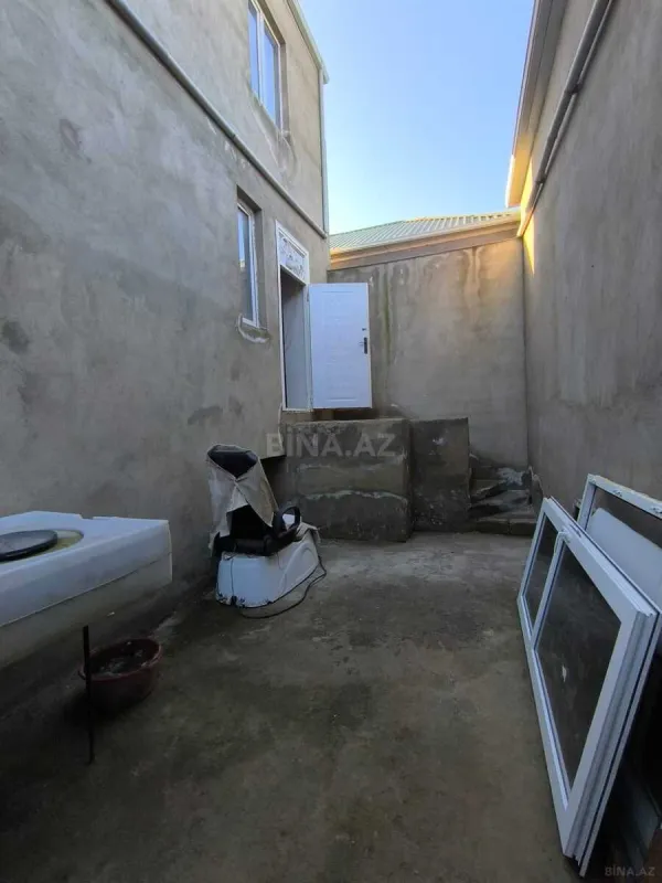 Satılır 5 otaqlı həyət evi 150 m²