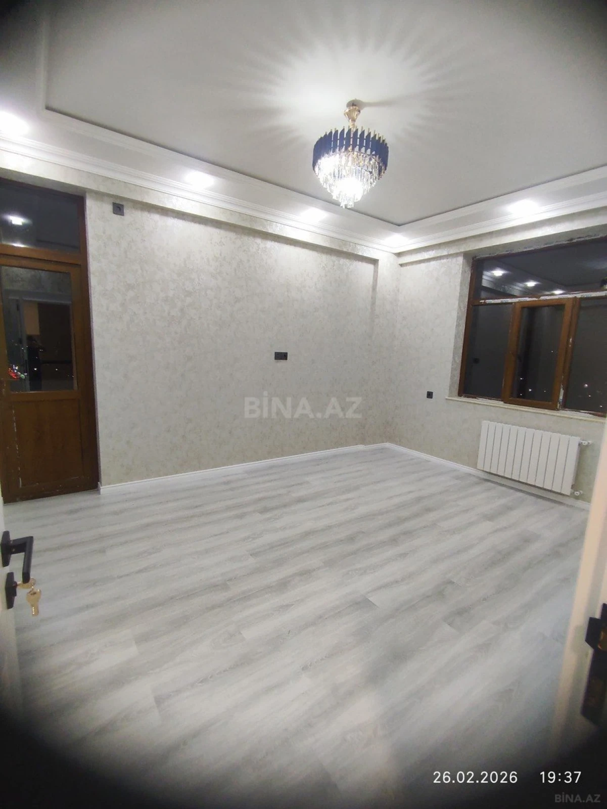 Kirayə verilir 2 otaqlı mənzil 65 m²