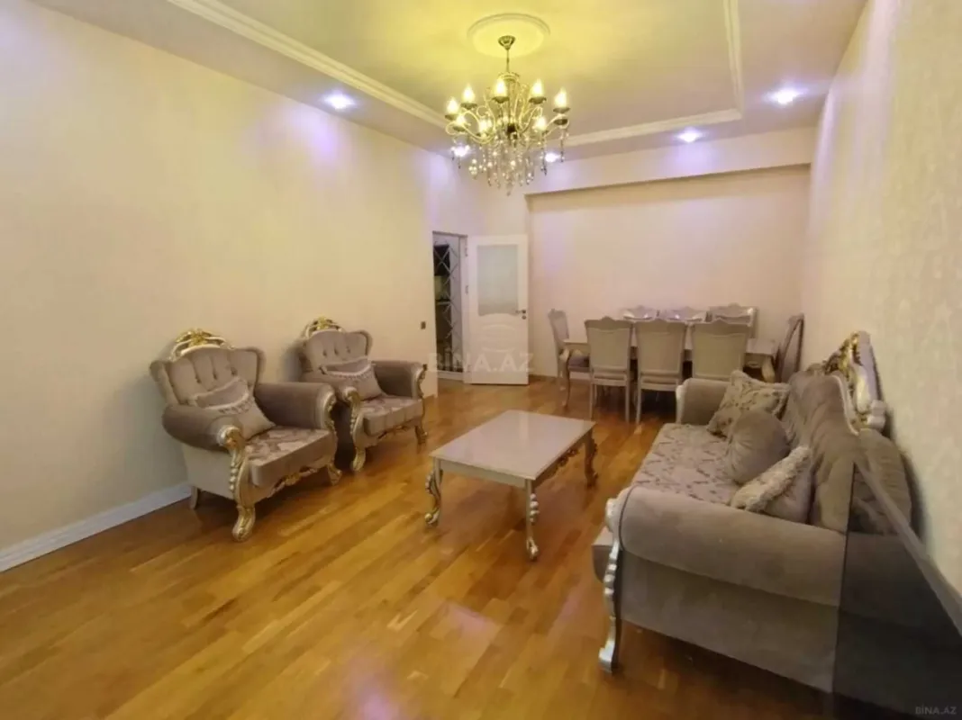 Satılır 2 otaqlı mənzil 75 m²