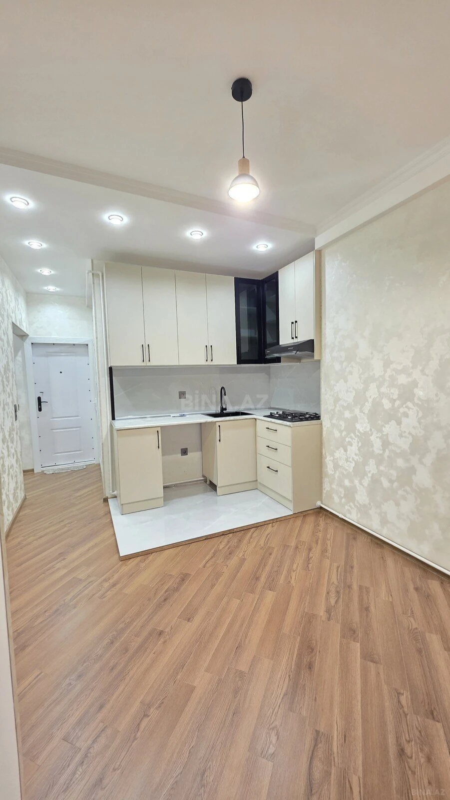 Satılır 2 otaqlı mənzil 60 m²