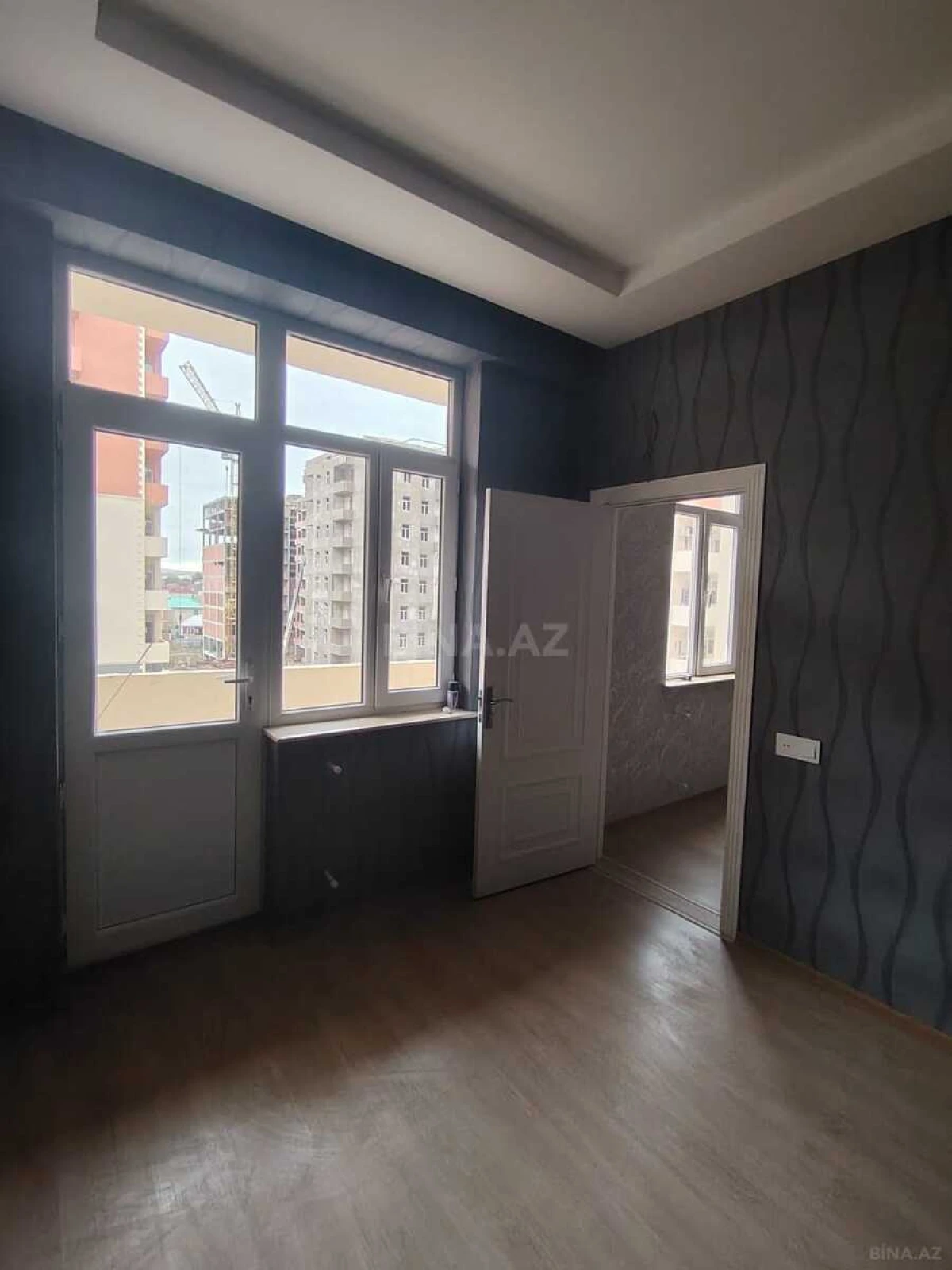 Satılır 2 otaqlı mənzil 65 m²