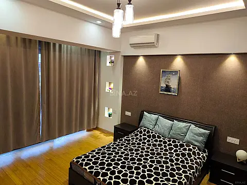 Kirayə verilir 2 otaqlı mənzil 73 m²