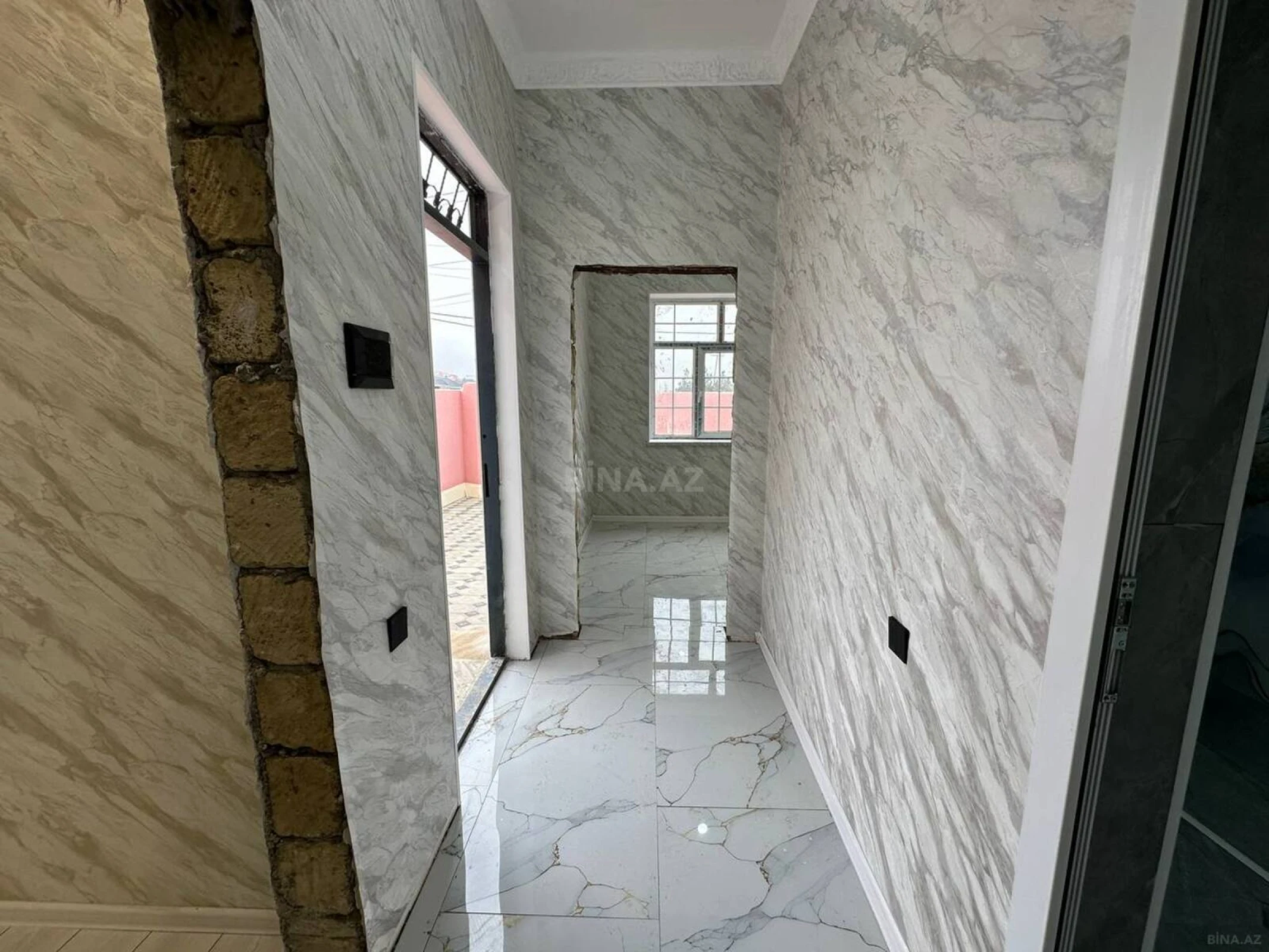 Satılır 2 otaqlı həyət evi 60 m²