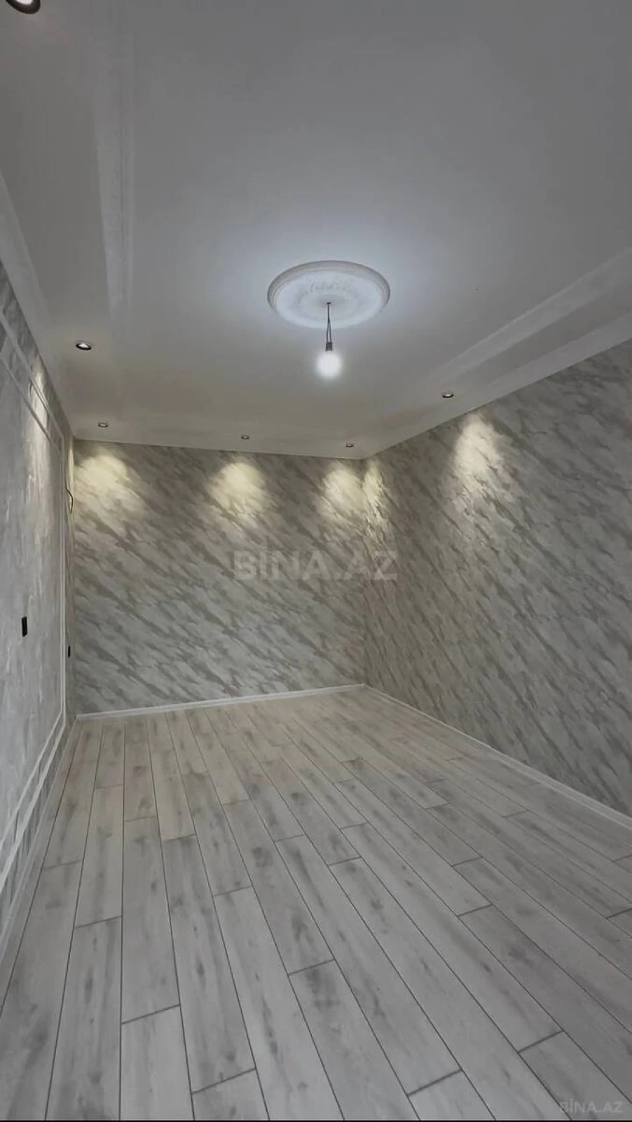 Satılır 2 otaqlı həyət evi 60 m²