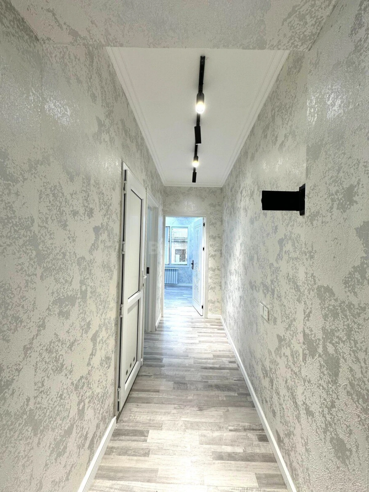 Satılır 2 otaqlı mənzil 48 m²