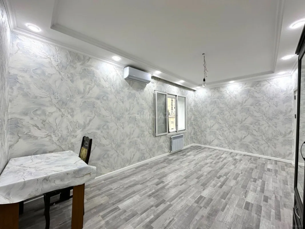 Satılır 2 otaqlı mənzil 48 m²