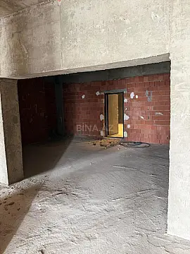 Satılır 2 otaqlı mənzil 117 m²