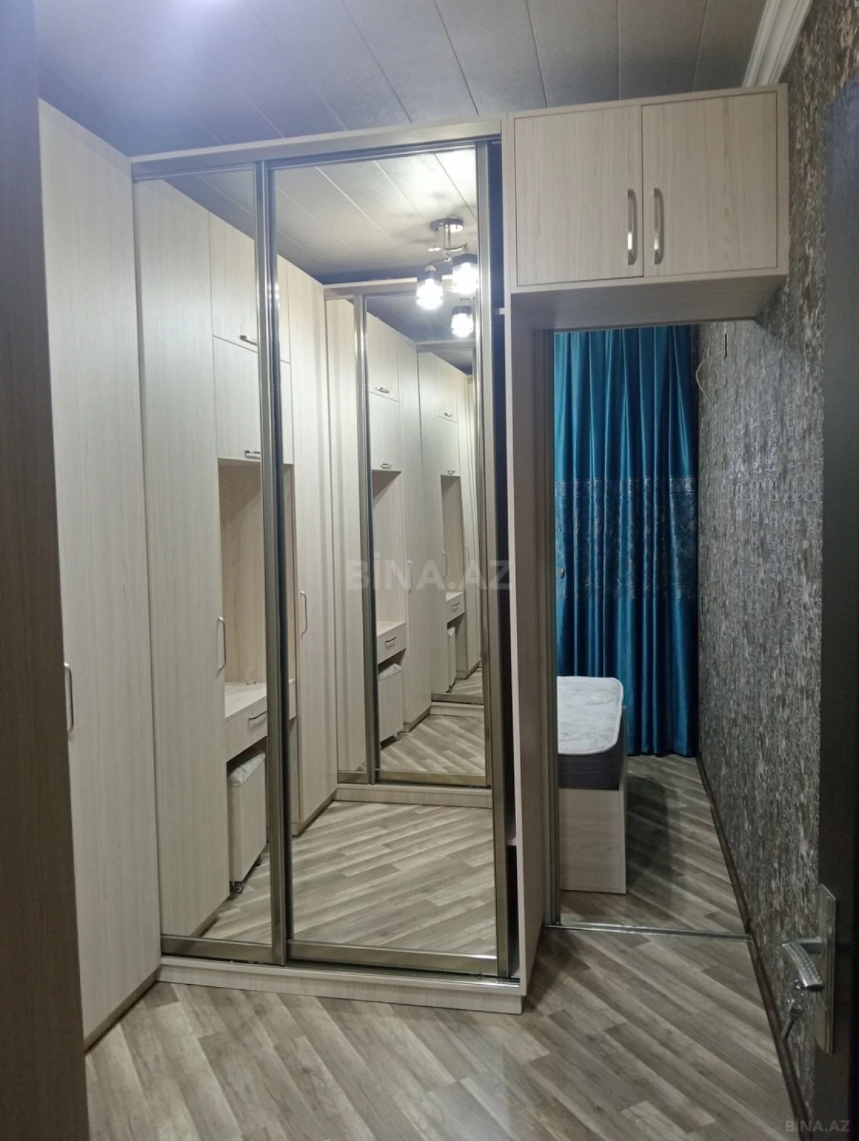 Satılır 2 otaqlı mənzil 55 m²