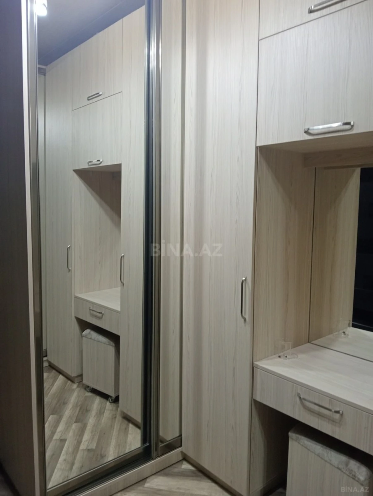 Satılır 2 otaqlı mənzil 55 m²