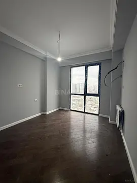 Satılır 4 otaqlı mənzil 125 m²