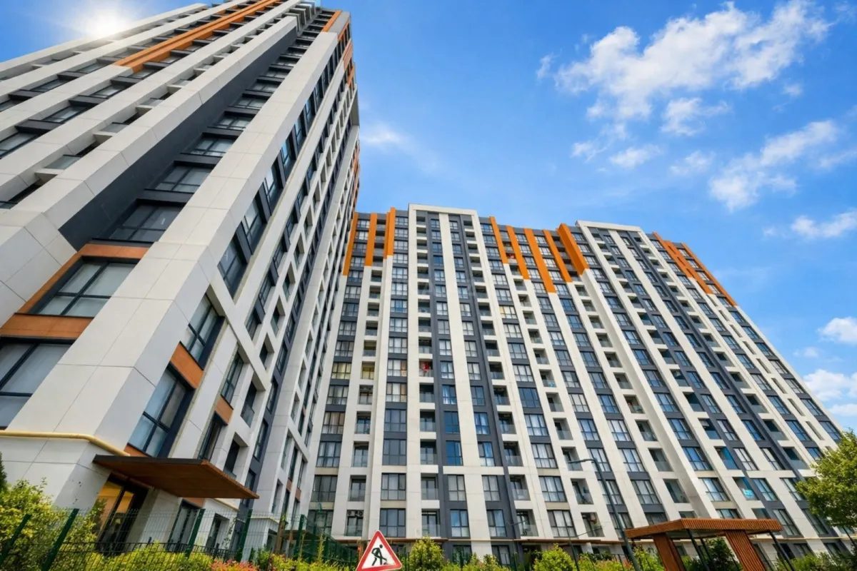 Satılır 4 otaqlı mənzil 125 m²