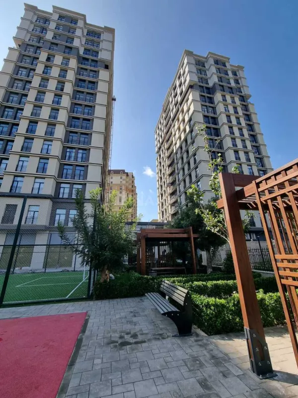 Satılır 1 otaqlı mənzil 62 m²