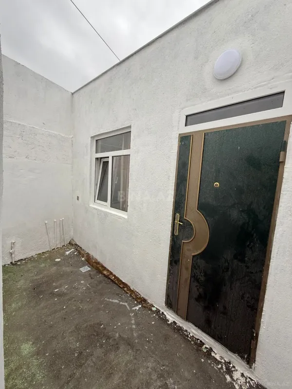 Satılır 2 otaqlı həyət evi 65 m²