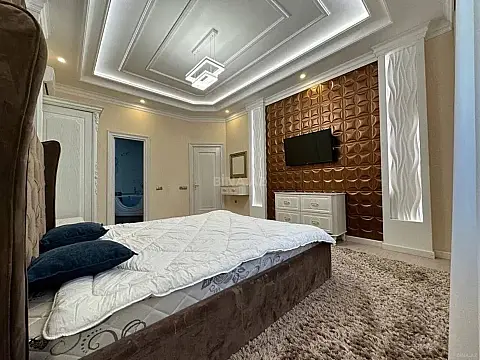 Satılır 3 otaqlı mənzil 146 m²