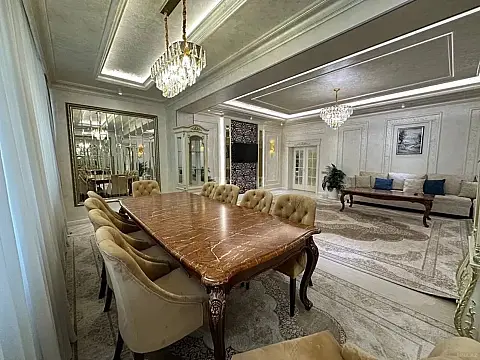 Satılır 3 otaqlı mənzil 146 m²