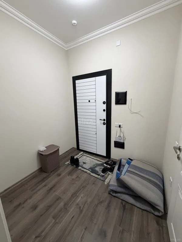 Kirayə verilir 2 otaqlı mənzil 50 m²