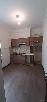 Satılır 1 otaqlı mənzil 40 m²