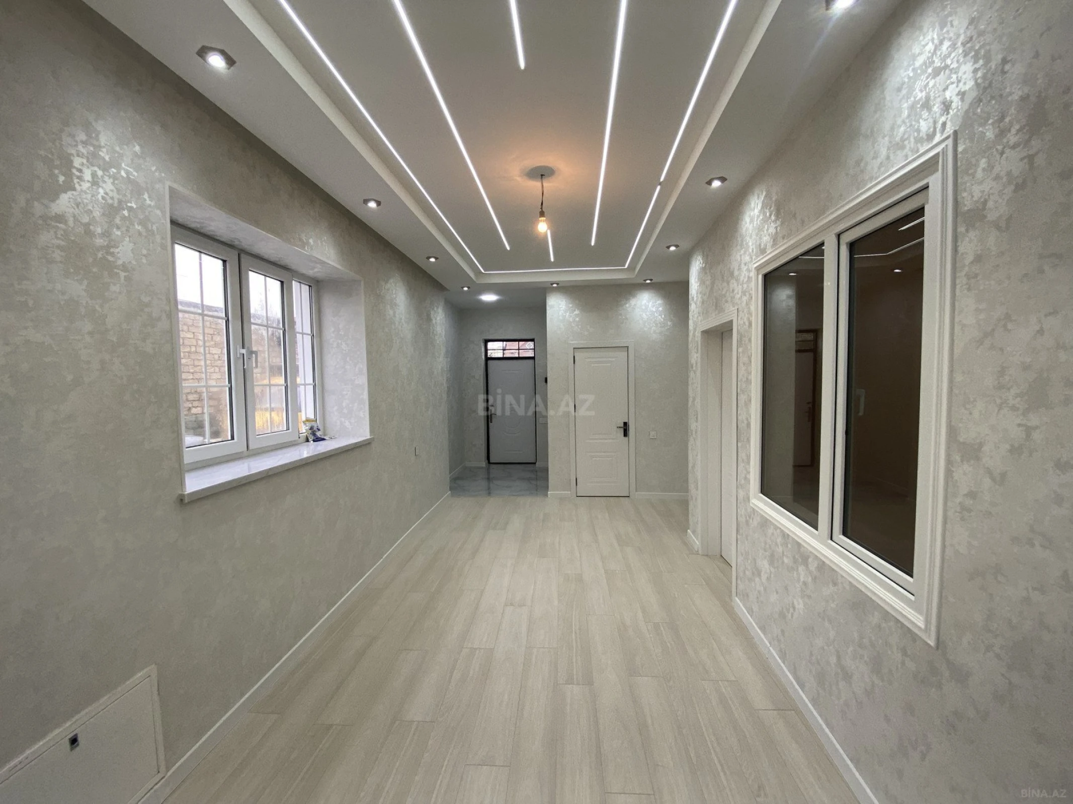 Satılır 4 otaqlı həyət evi 105 m²