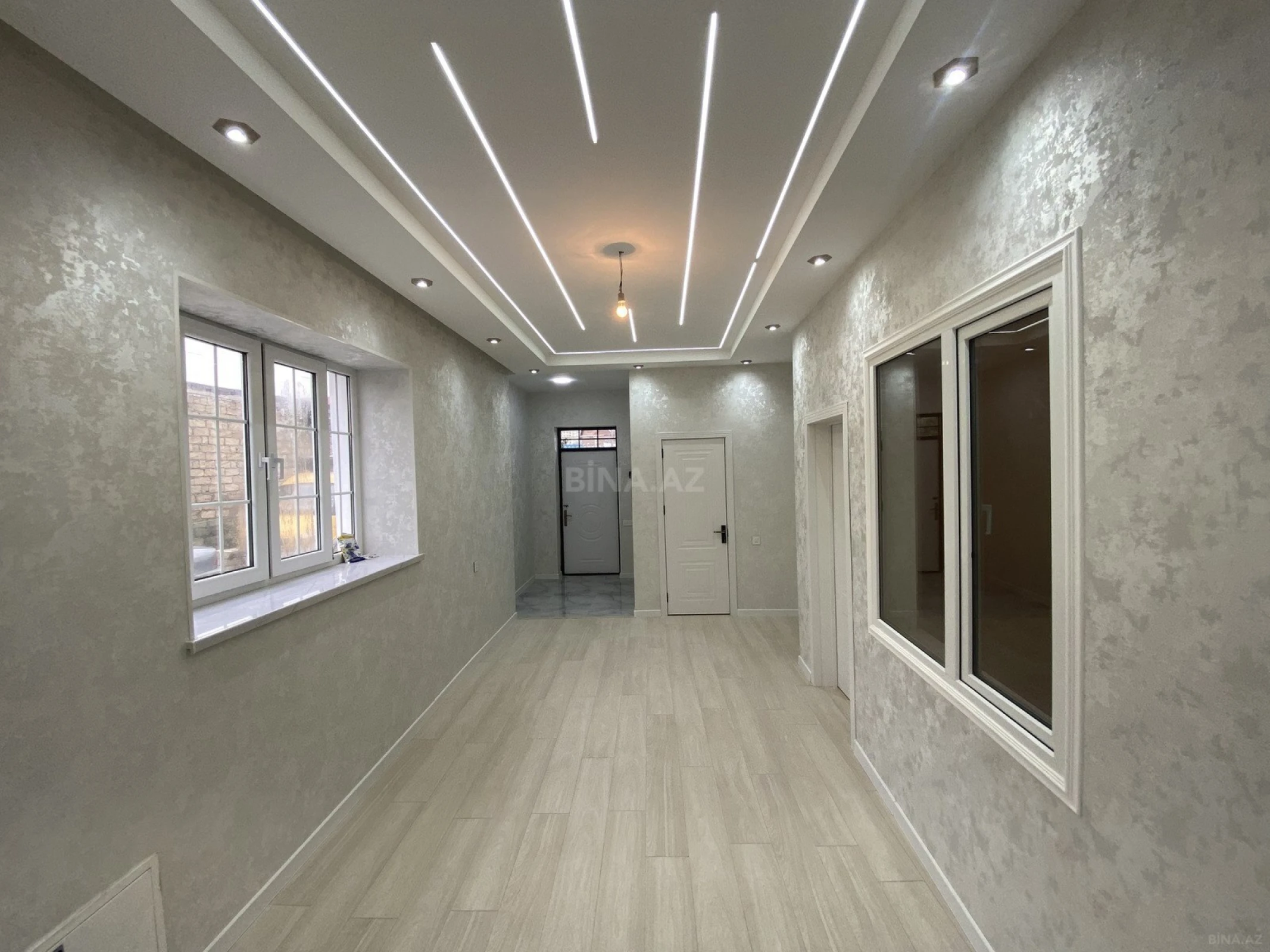 Satılır 4 otaqlı həyət evi 105 m²