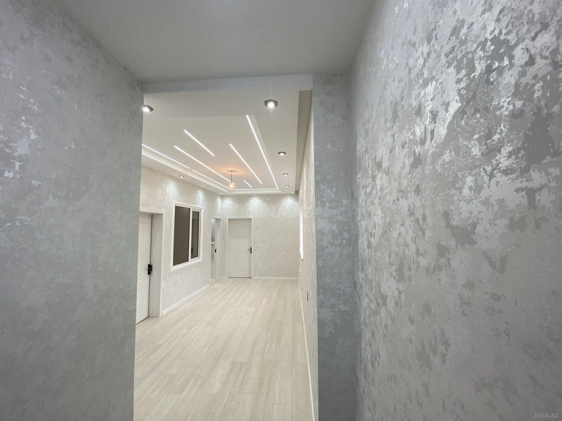 Satılır 4 otaqlı həyət evi 105 m²