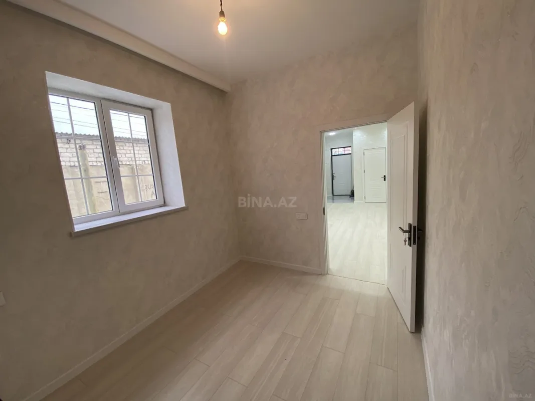 Satılır 4 otaqlı həyət evi 105 m²