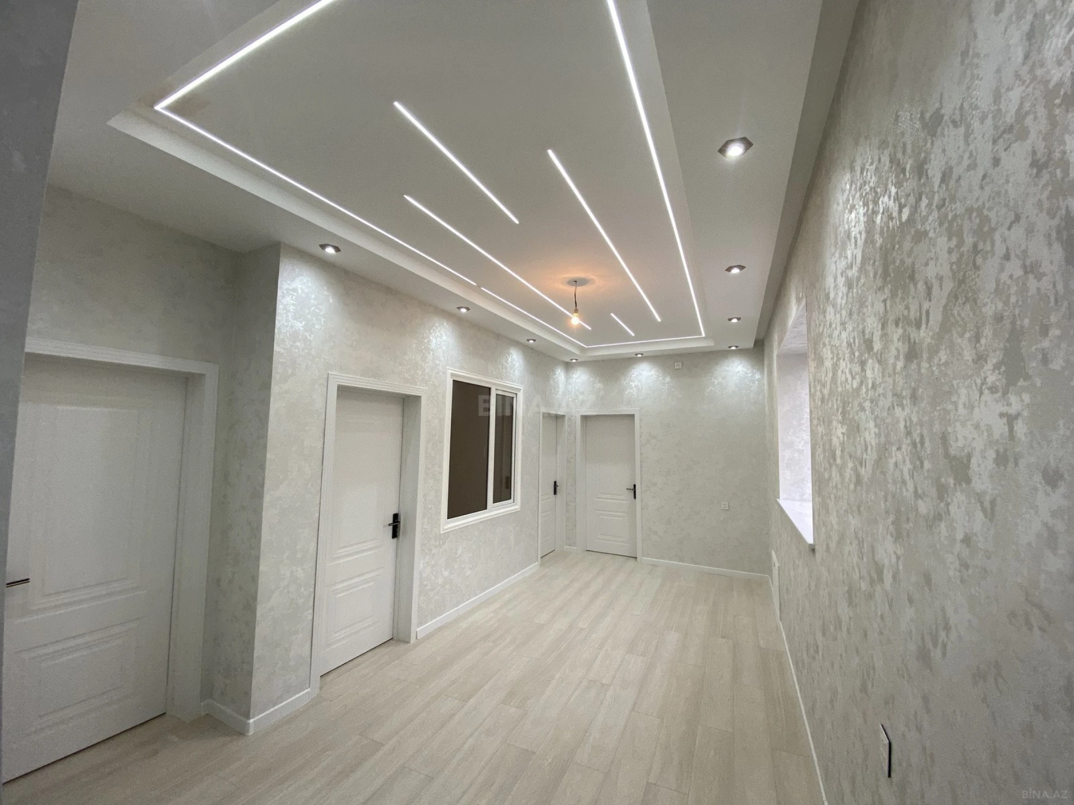 Satılır 4 otaqlı həyət evi 105 m²
