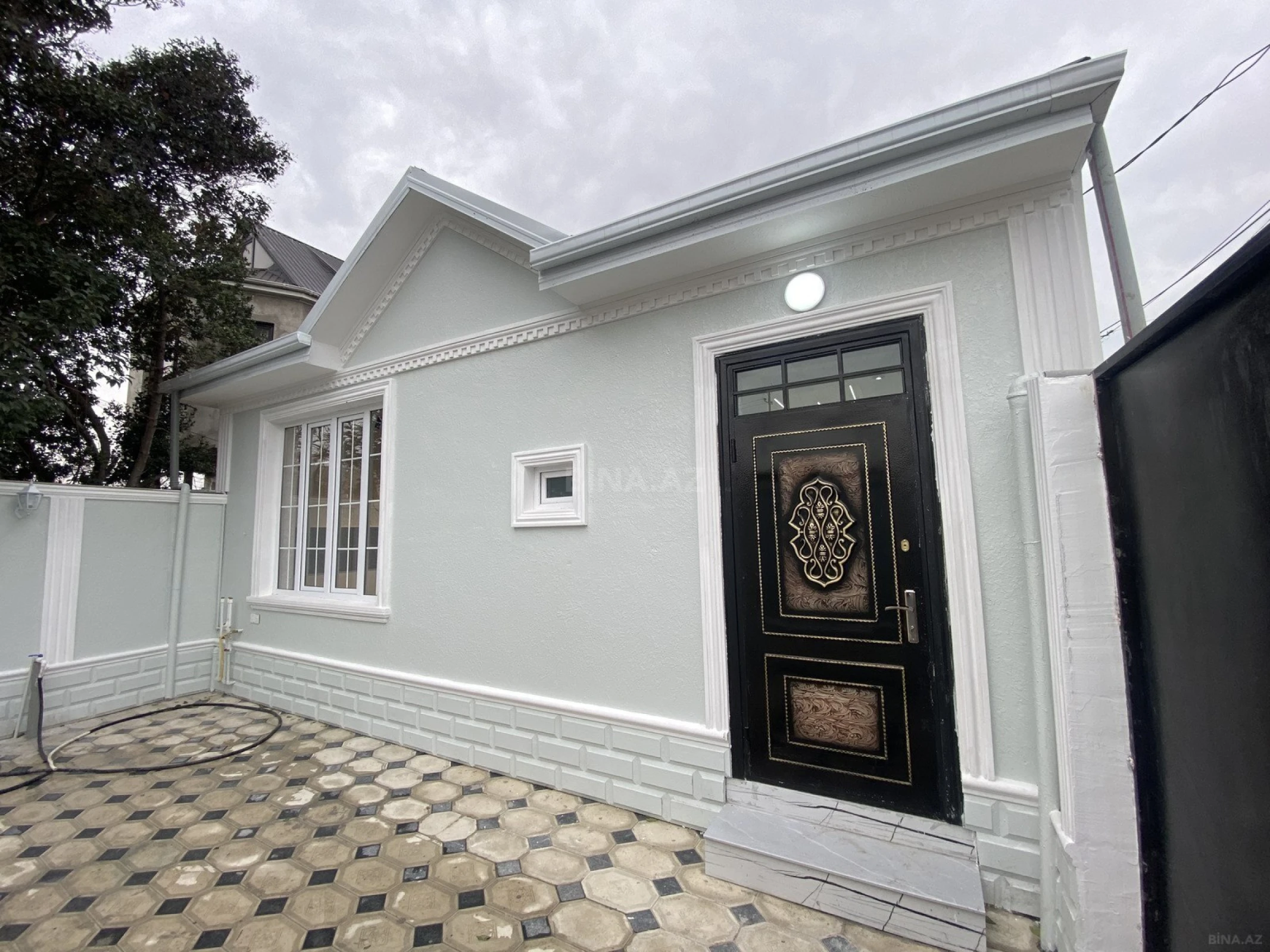 Satılır 4 otaqlı həyət evi 105 m²