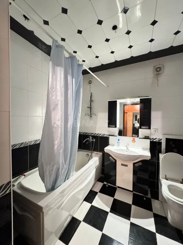 Satılır 2 otaqlı mənzil 85 m²