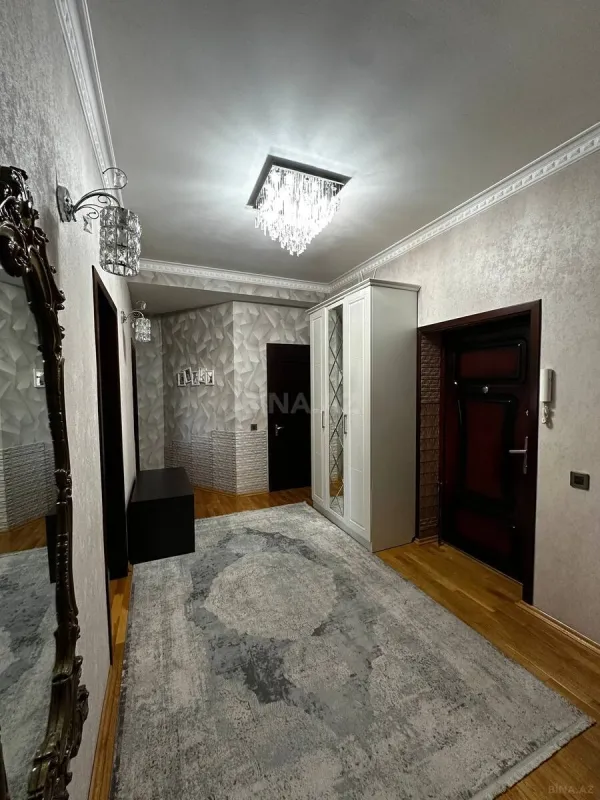 Satılır 3 otaqlı mənzil 100 m²