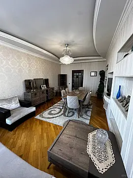 Satılır 3 otaqlı mənzil 100 m²