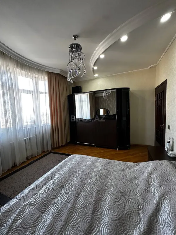 Satılır 3 otaqlı mənzil 100 m²