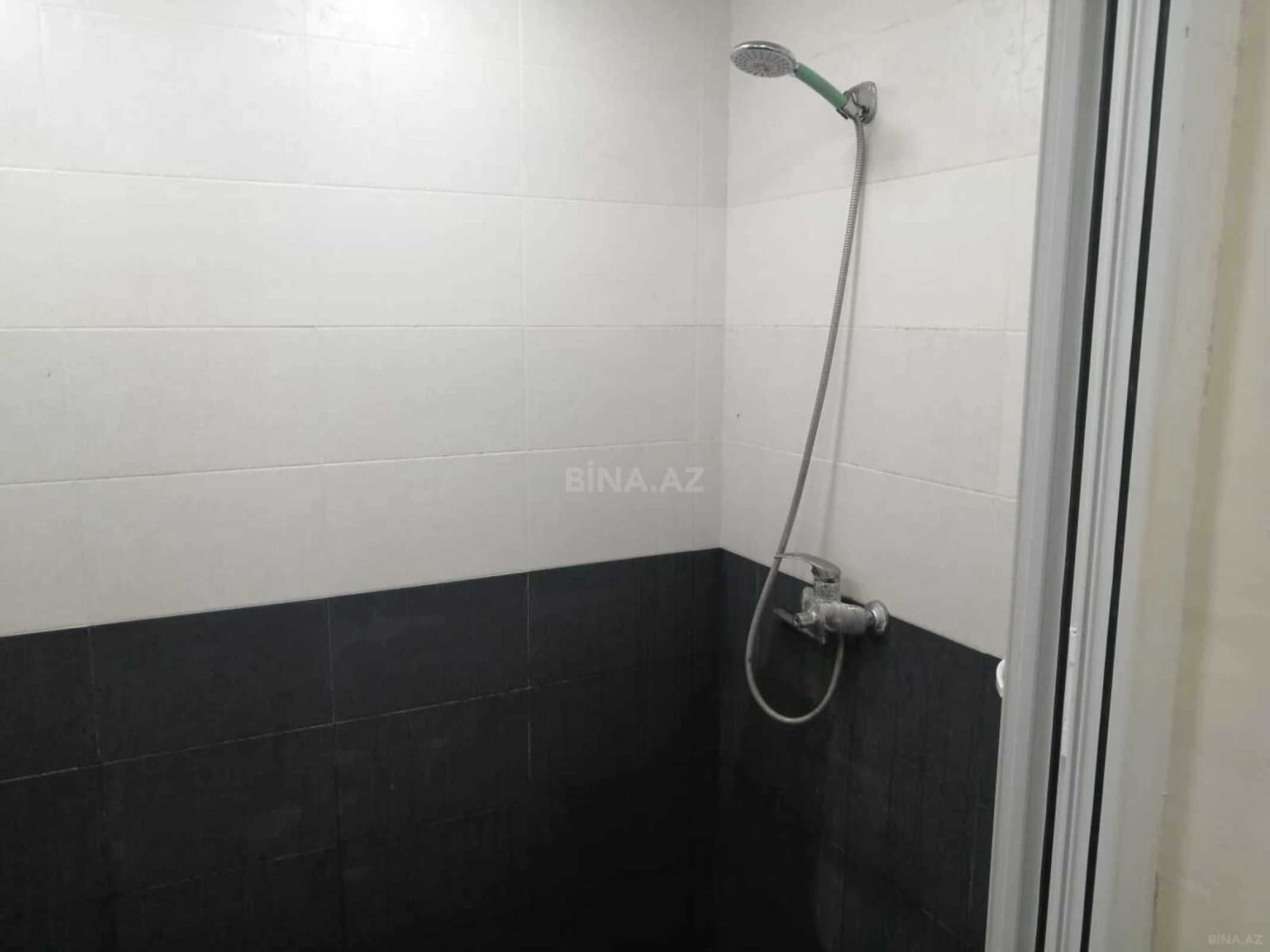 Kirayə verilir 2 otaqlı həyət evi 60 m²