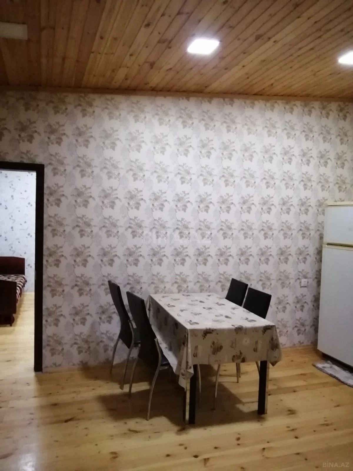 Kirayə verilir 2 otaqlı həyət evi 60 m²