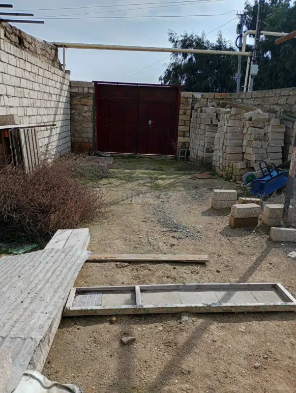 Satılır torpaq sahəsi 1.4 m²