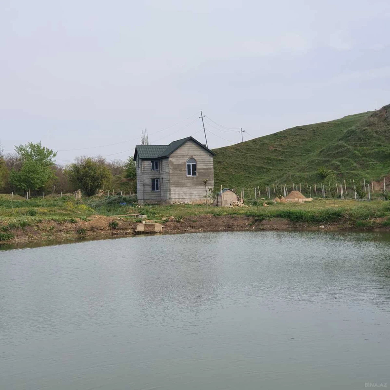 Satılır torpaq sahəsi 280 m²