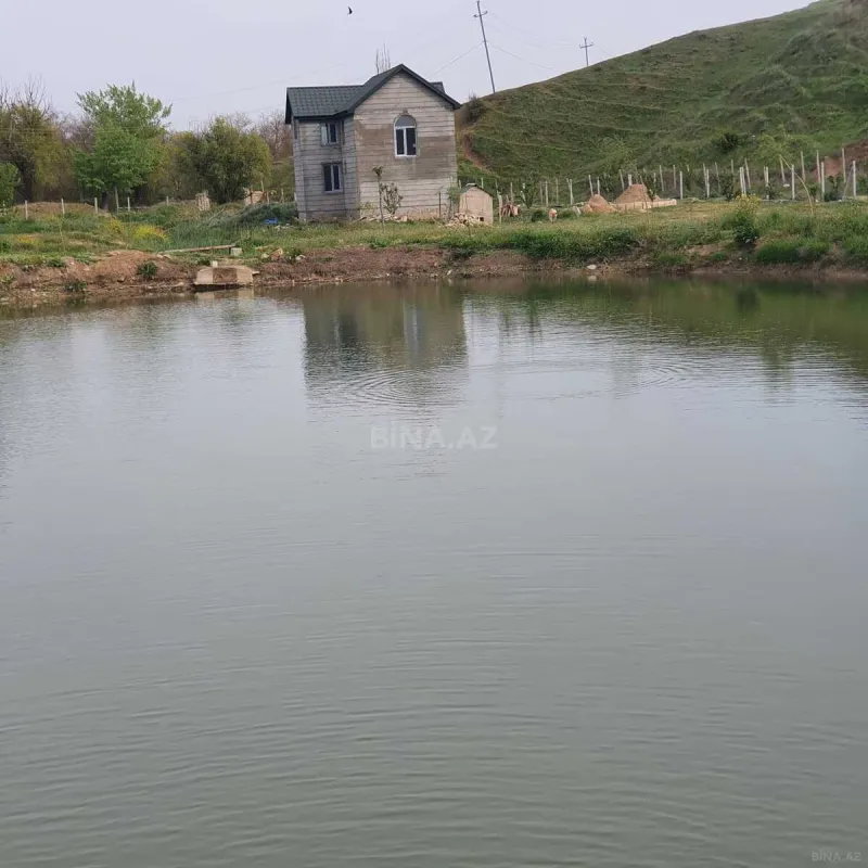 Satılır torpaq sahəsi 280 m²