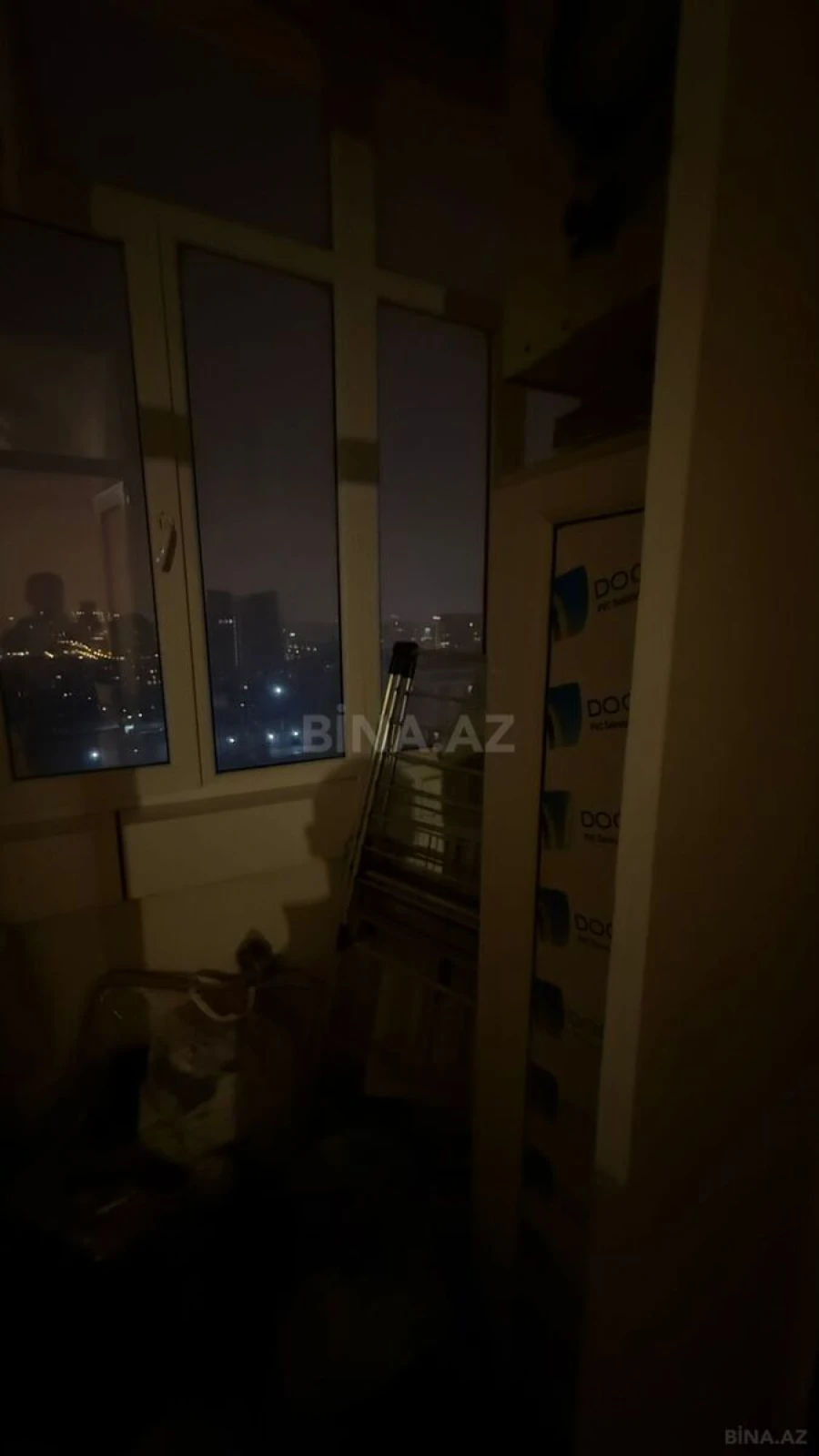 Satılır 5 otaqlı mənzil 250 m²