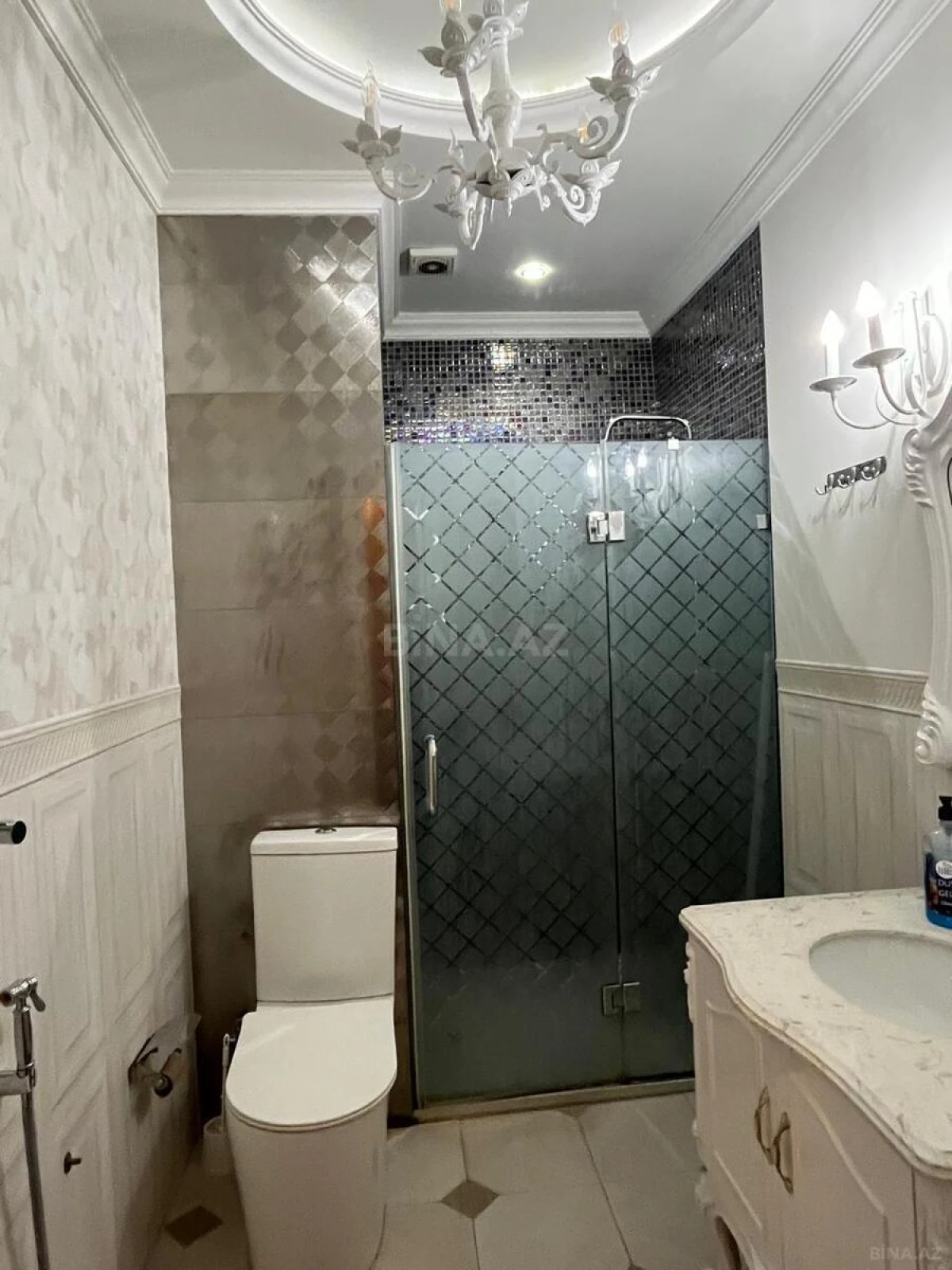 Kirayə verilir 3 otaqlı mənzil 125 m²