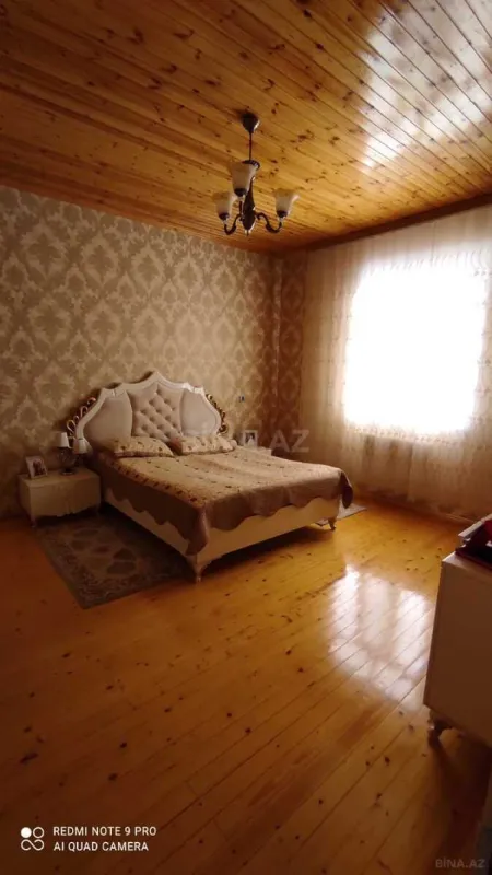 Kirayə verilir 6 otaqlı həyət evi 300 m²