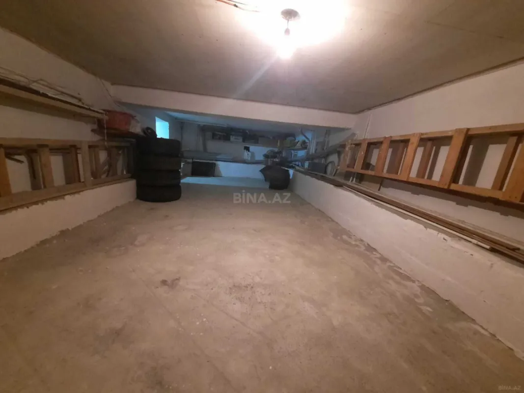 Kirayə verilir 6 otaqlı həyət evi 300 m²