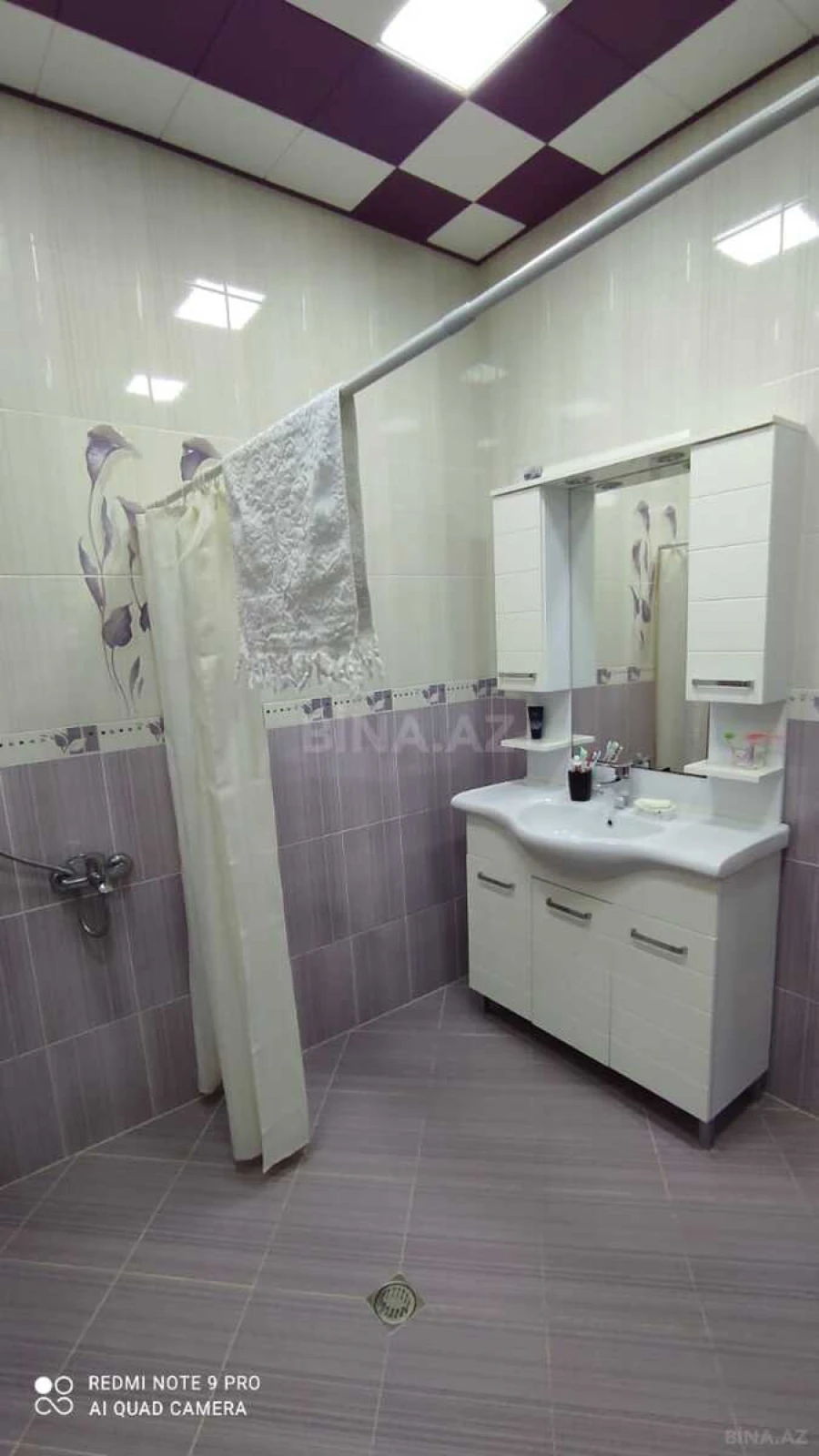 Kirayə verilir 6 otaqlı həyət evi 300 m²
