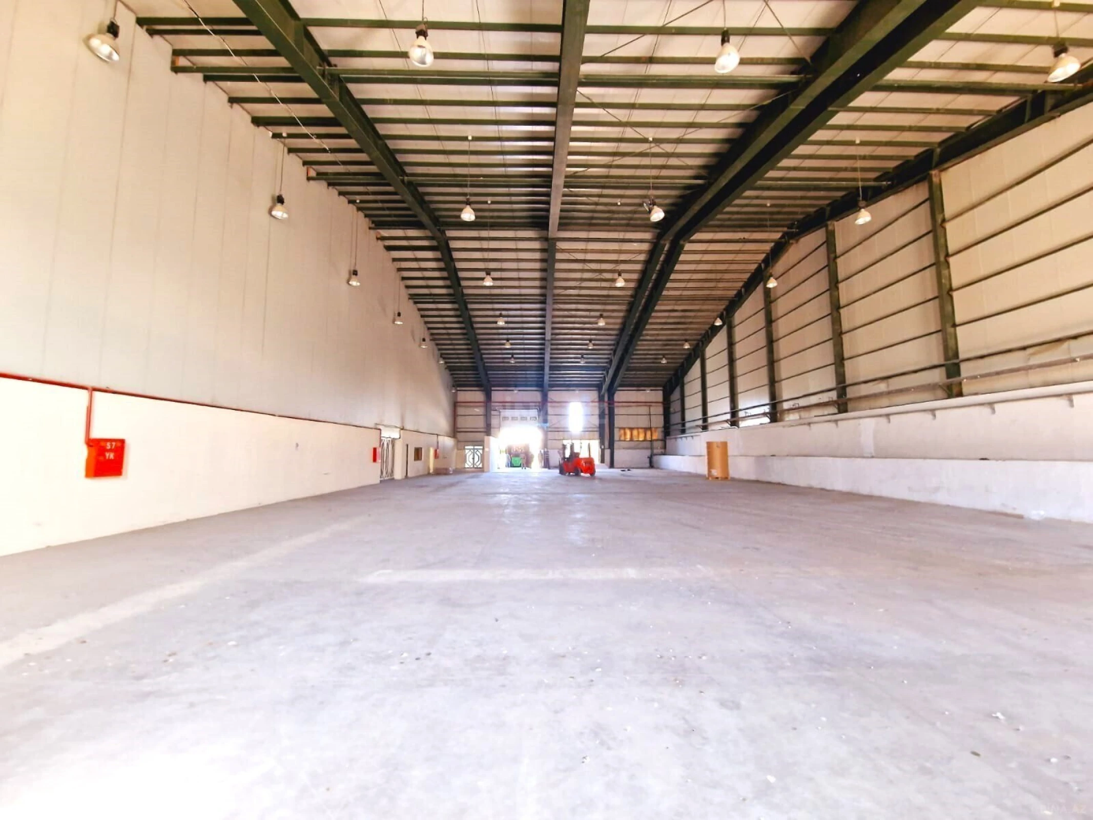 Kirayə verilir obyekt 1000 m²