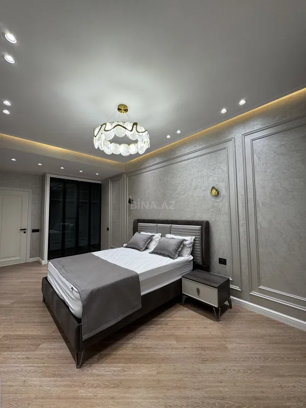 Satılır 3 otaqlı mənzil 105 m²